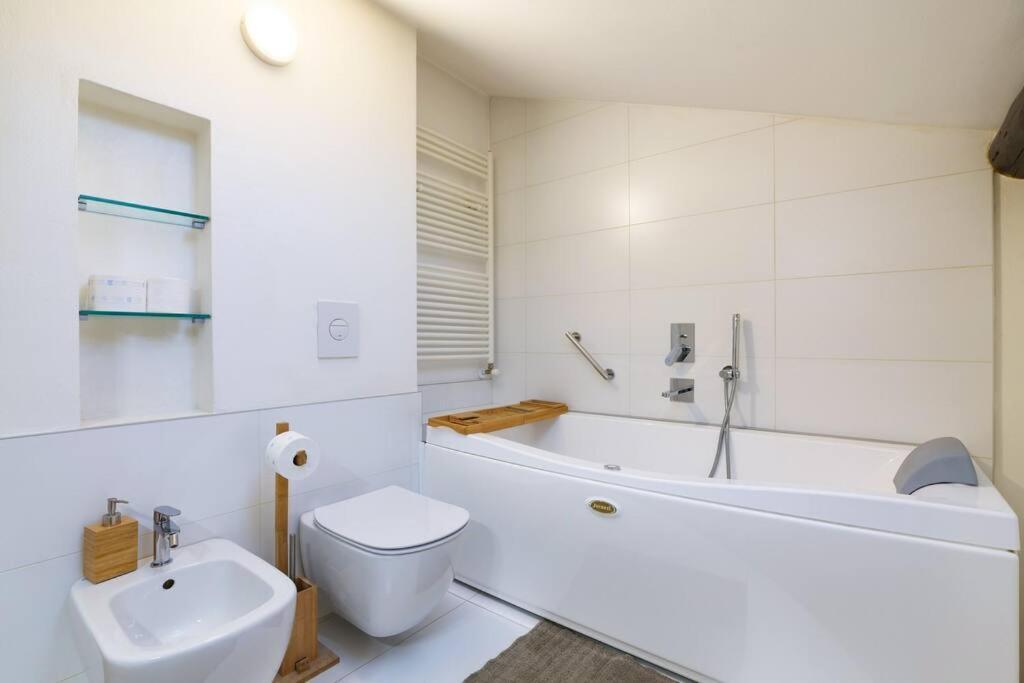 Apartmán Primopiano - Battaglia B Milán Exteriér fotografie